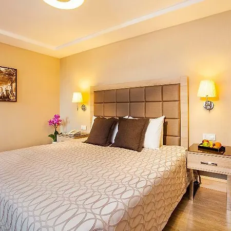 Otel Nidya Galataport 4*